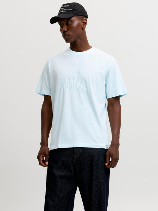 model_shot-front