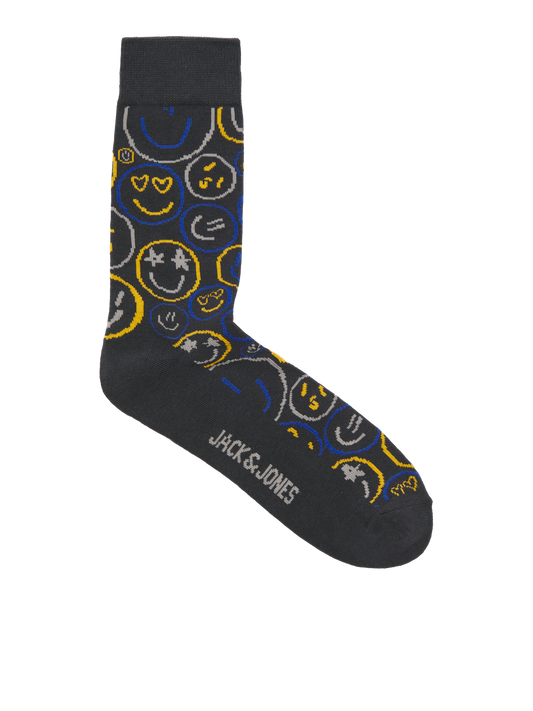 model_shot-front_full