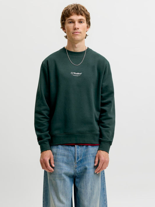 model_shot-front