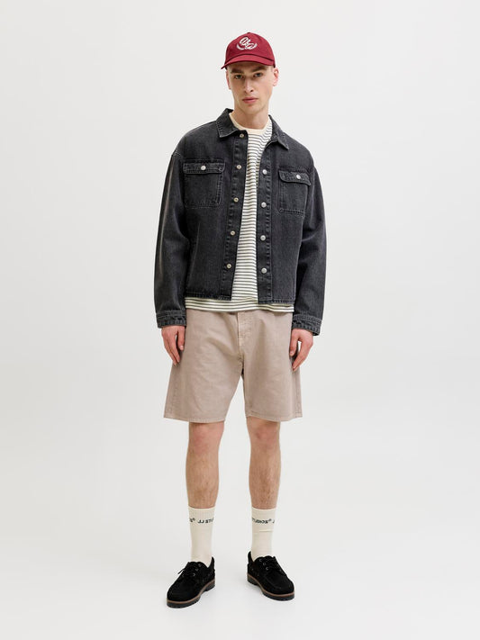 model_shot-front_full