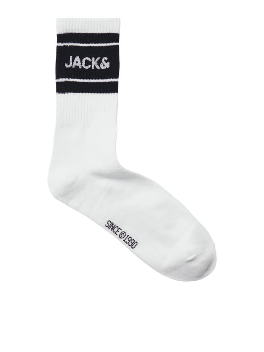 model_shot-front_full