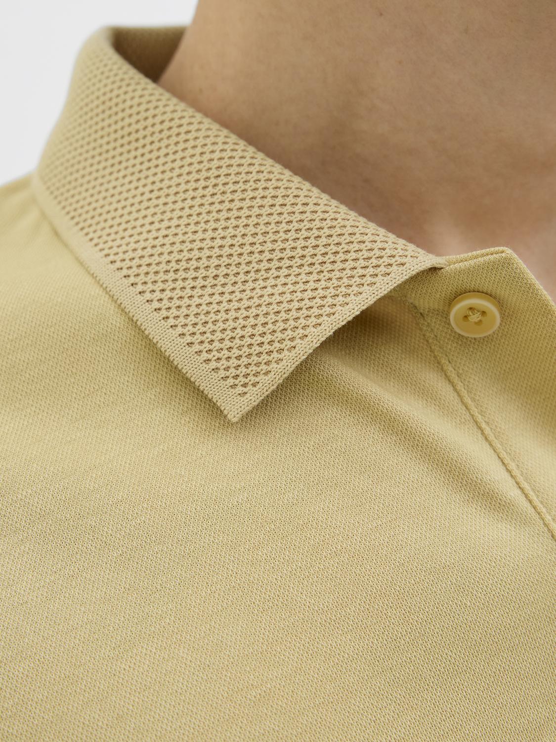 model_shot-detail