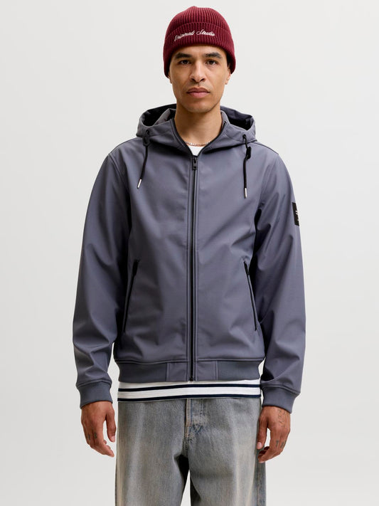 model_shot-front