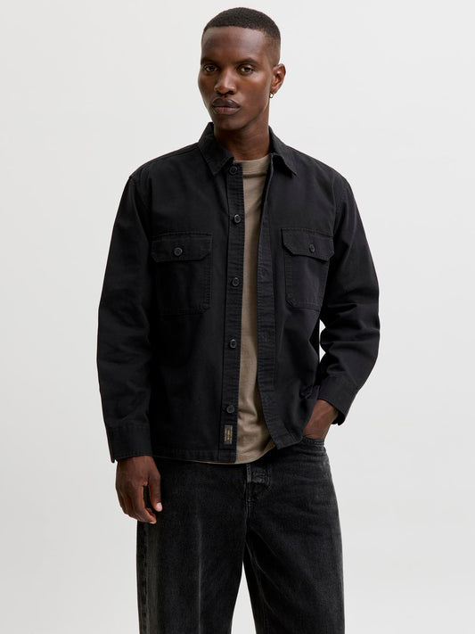 model_shot-front