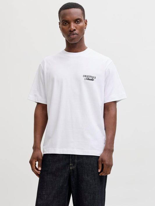 model_shot-front