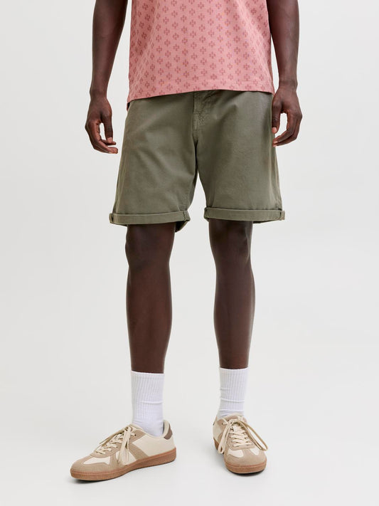 model_shot-front