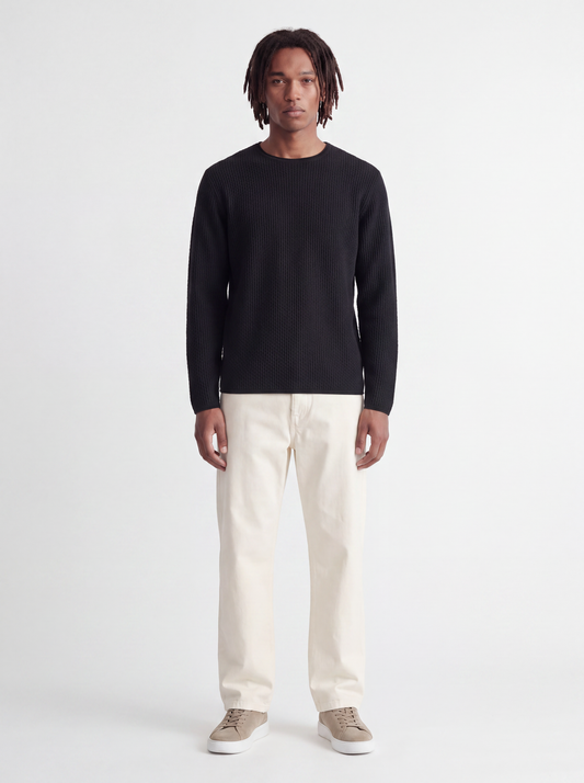 model_shot-front_full