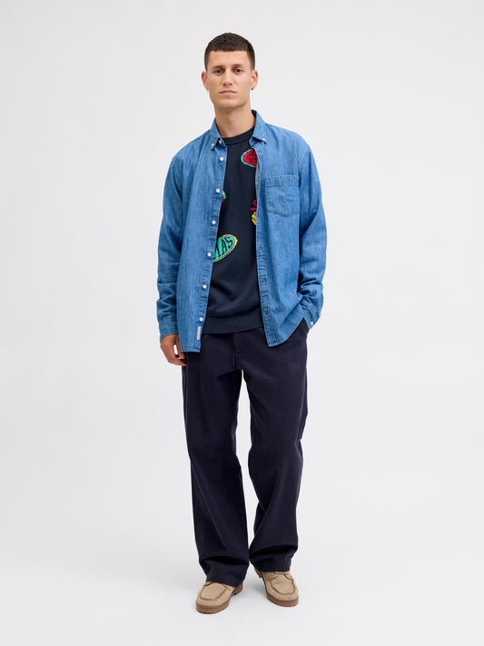 model_shot-front_full