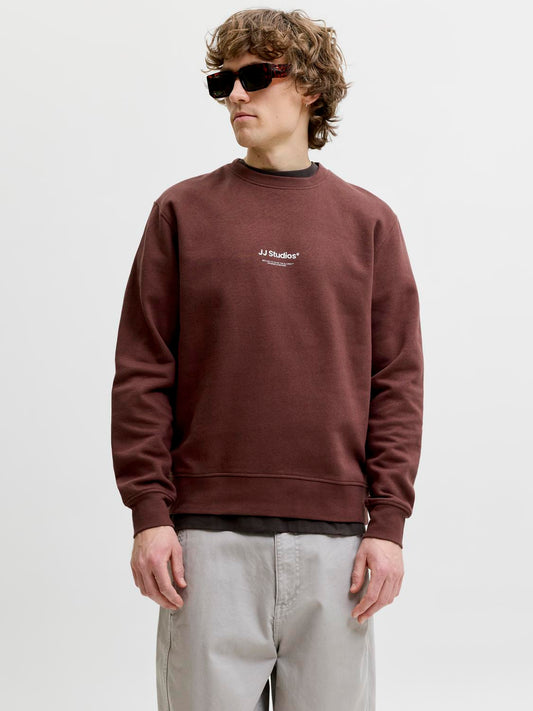 model_shot-front