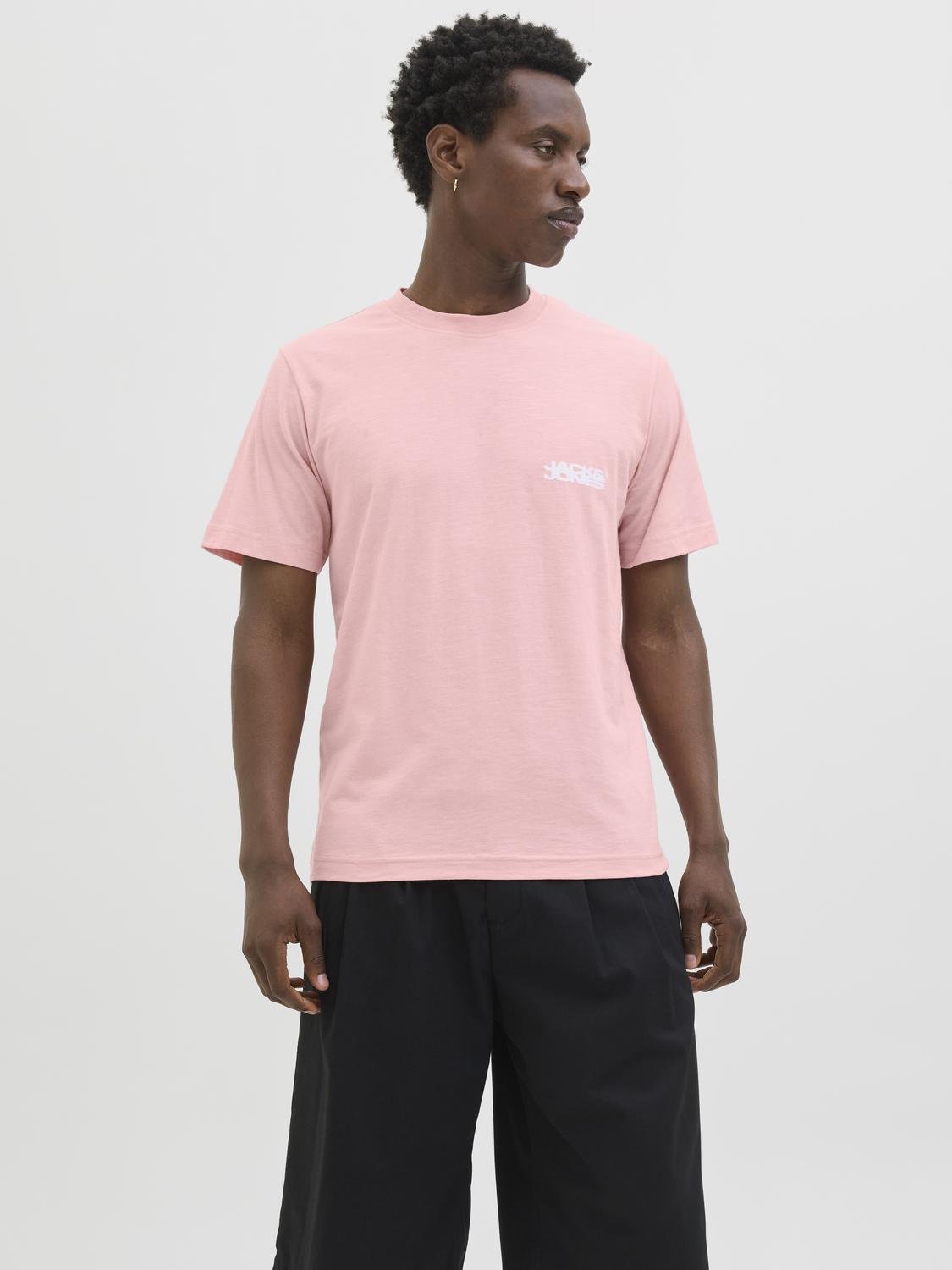 model_shot-front