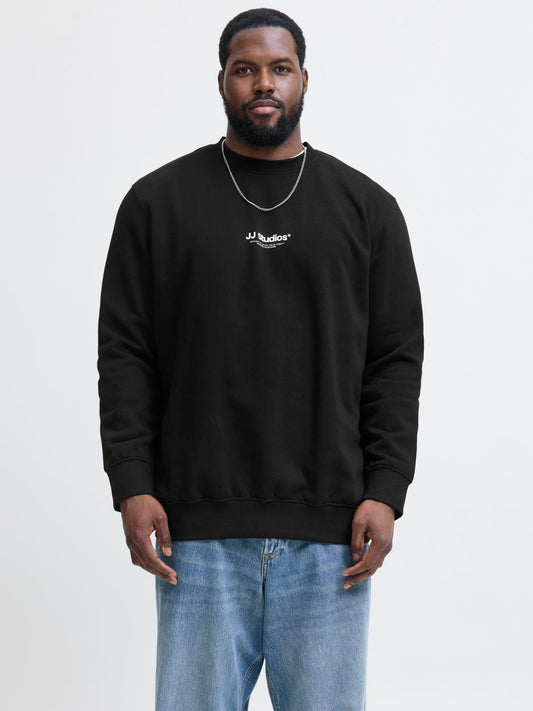 model_shot-front