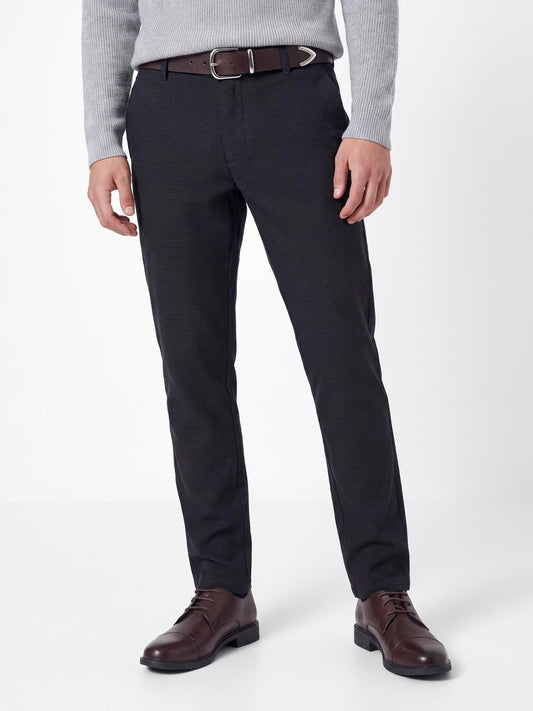 model_shot-front