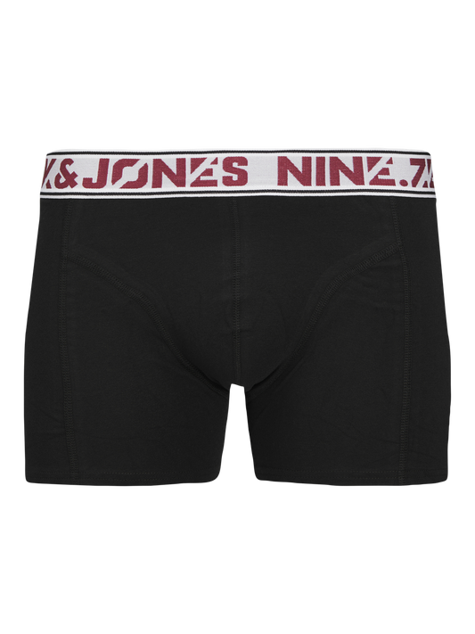 model_shot-front_full