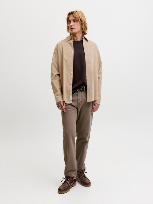 model_shot-front_full