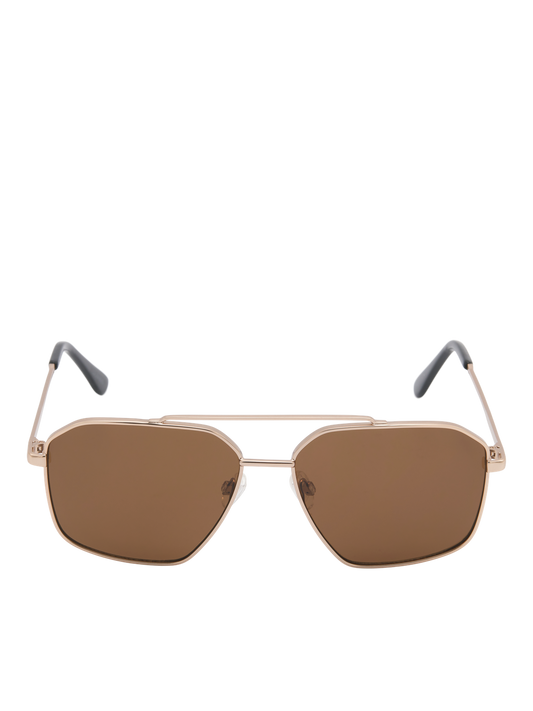 pack_shot-front_angled