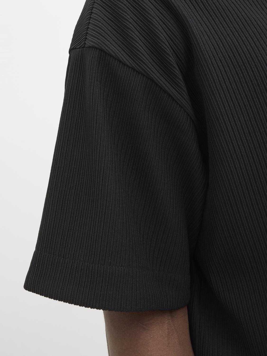 model_shot-detail