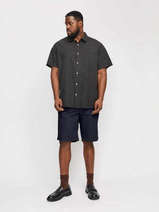 model_shot-front_full