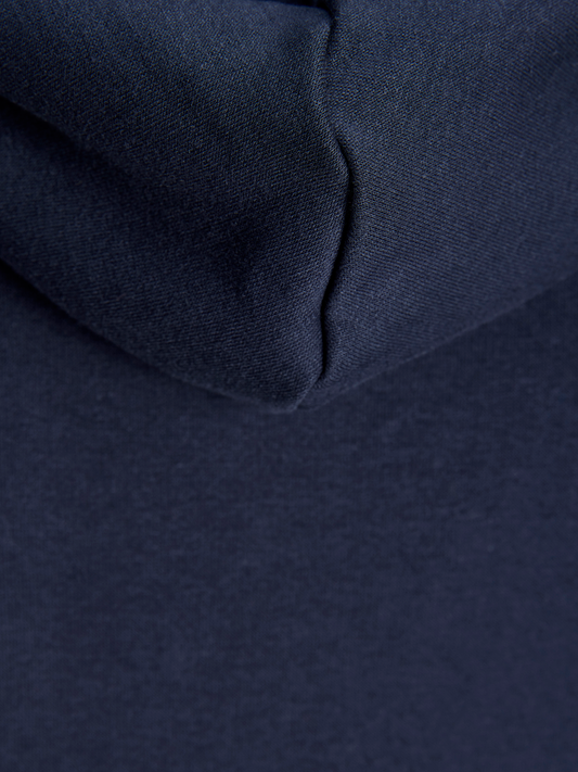 model_shot-detail