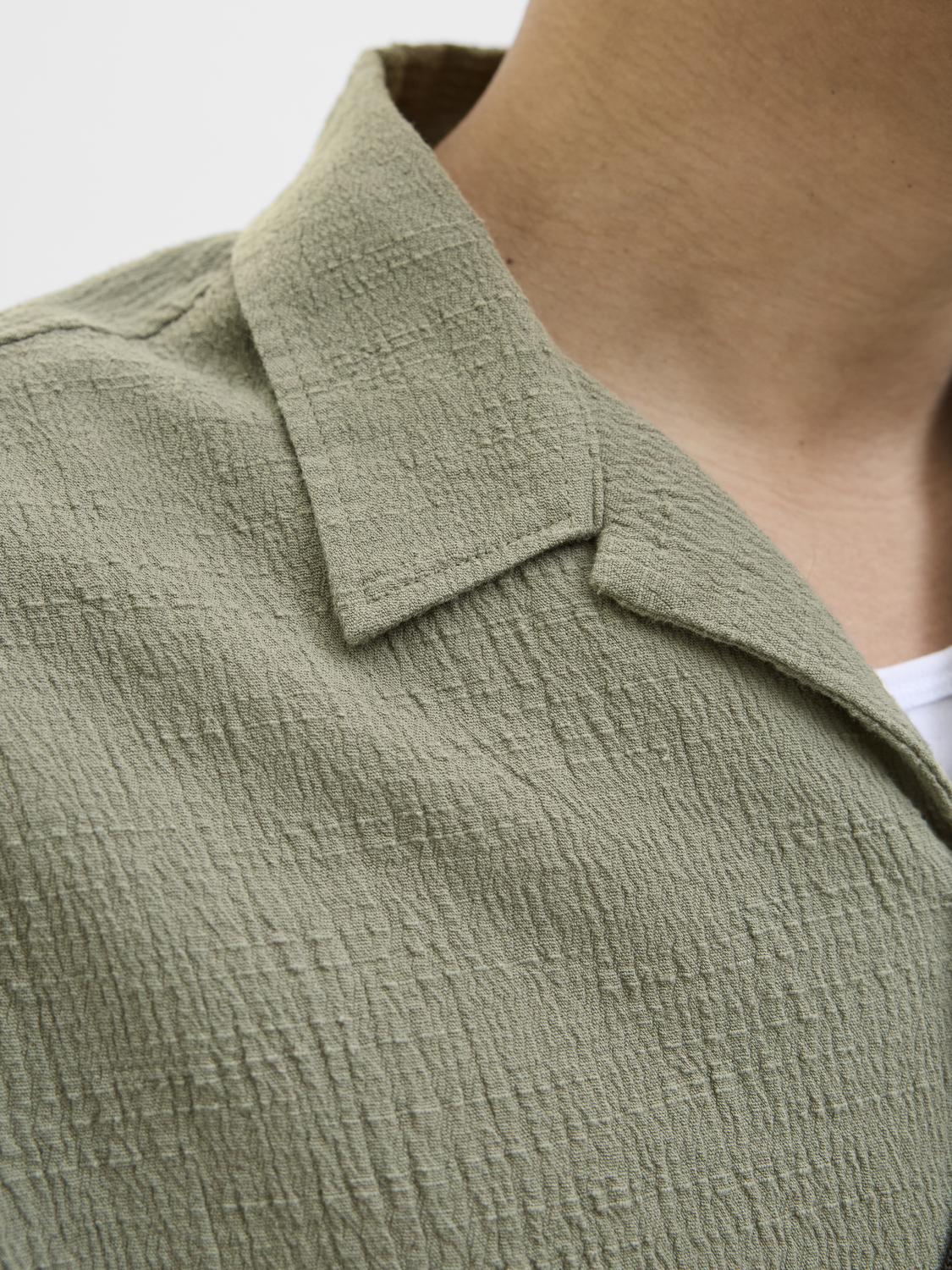 model_shot-detail