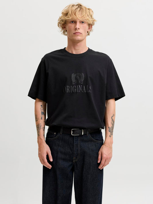 model_shot-front
