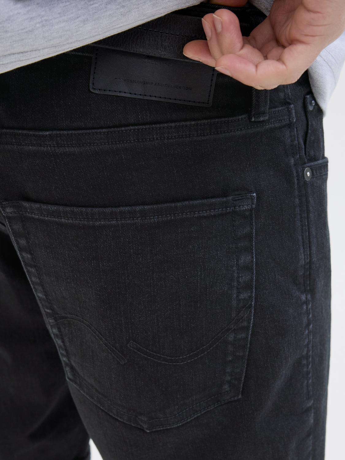 model_shot-detail