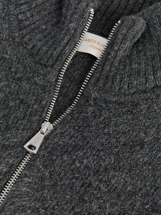 model_shot-detail