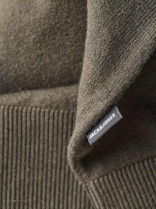 model_shot-detail
