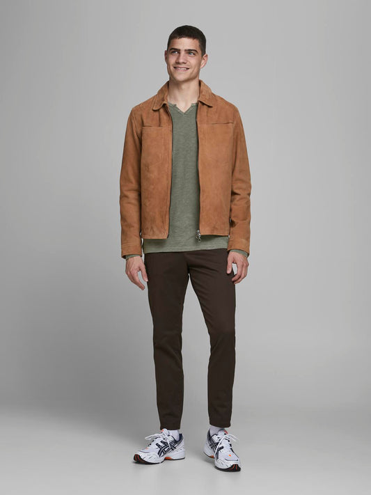 model_shot-front_full