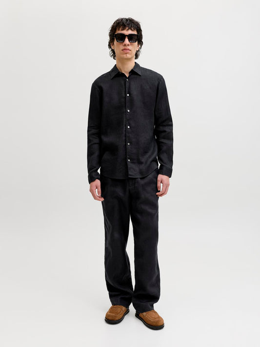 model_shot-front_full