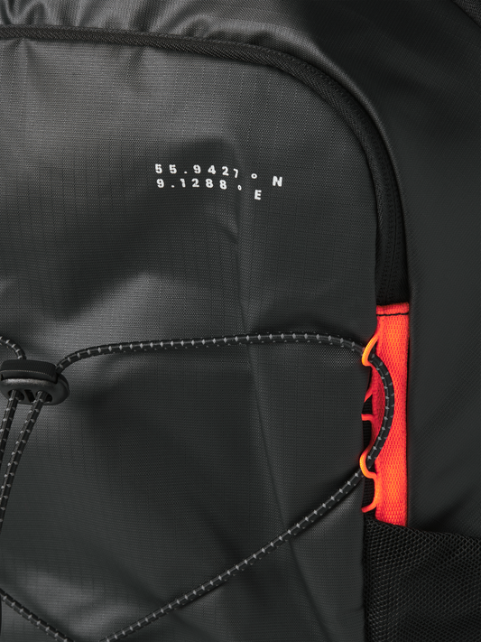model_shot-detail