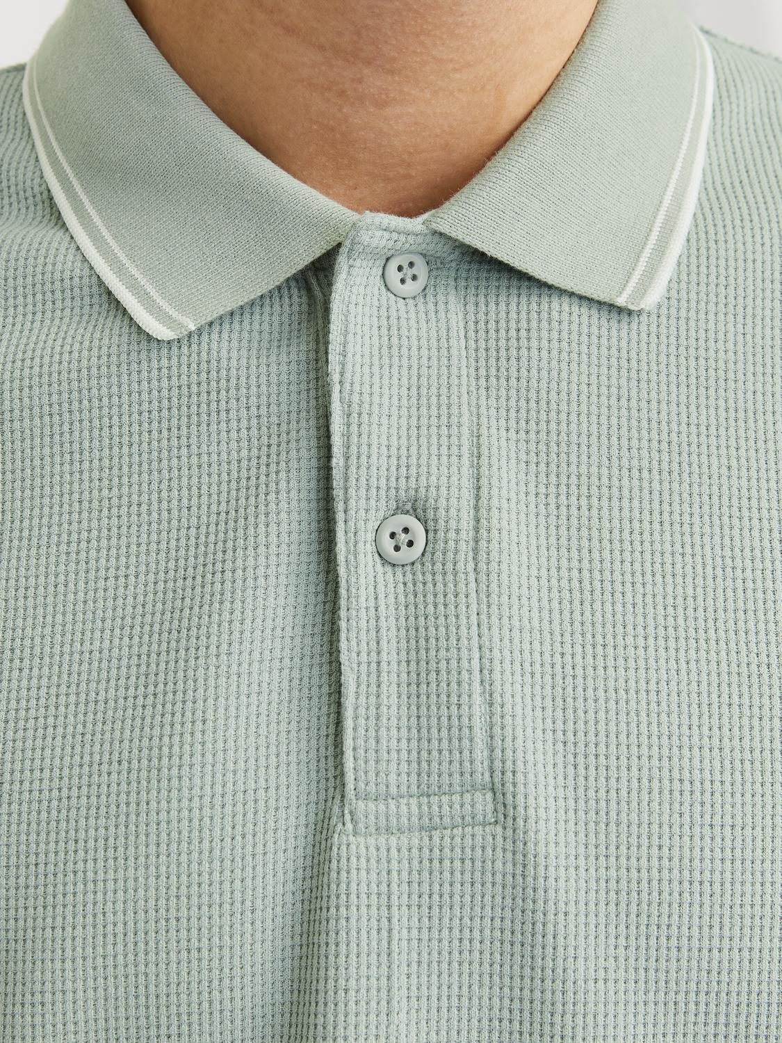 model_shot-detail