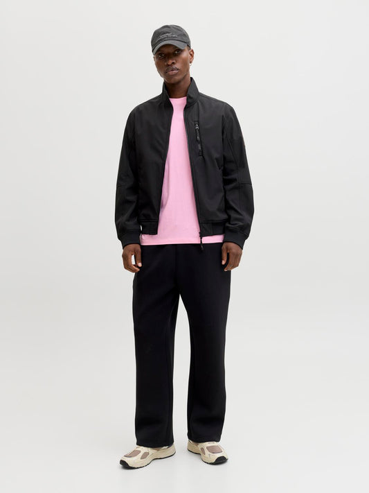 model_shot-front_full