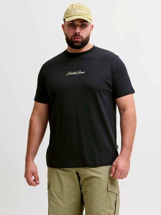 model_shot-front