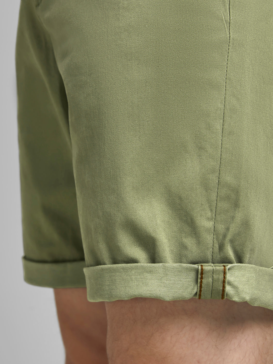 JJIBOWIE Shorts - deep lichen green