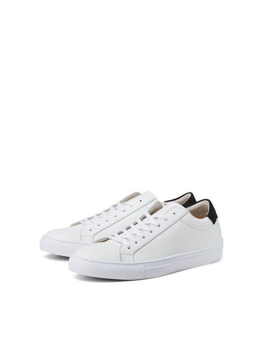 JFWCOREY Shoes - White