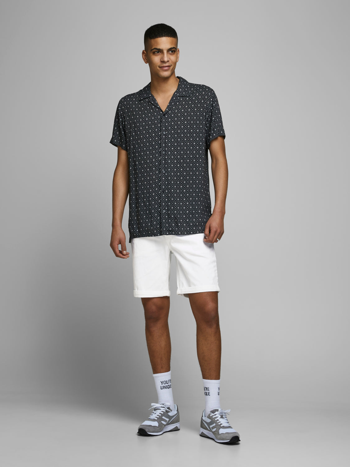 JJIRICK Shorts - White