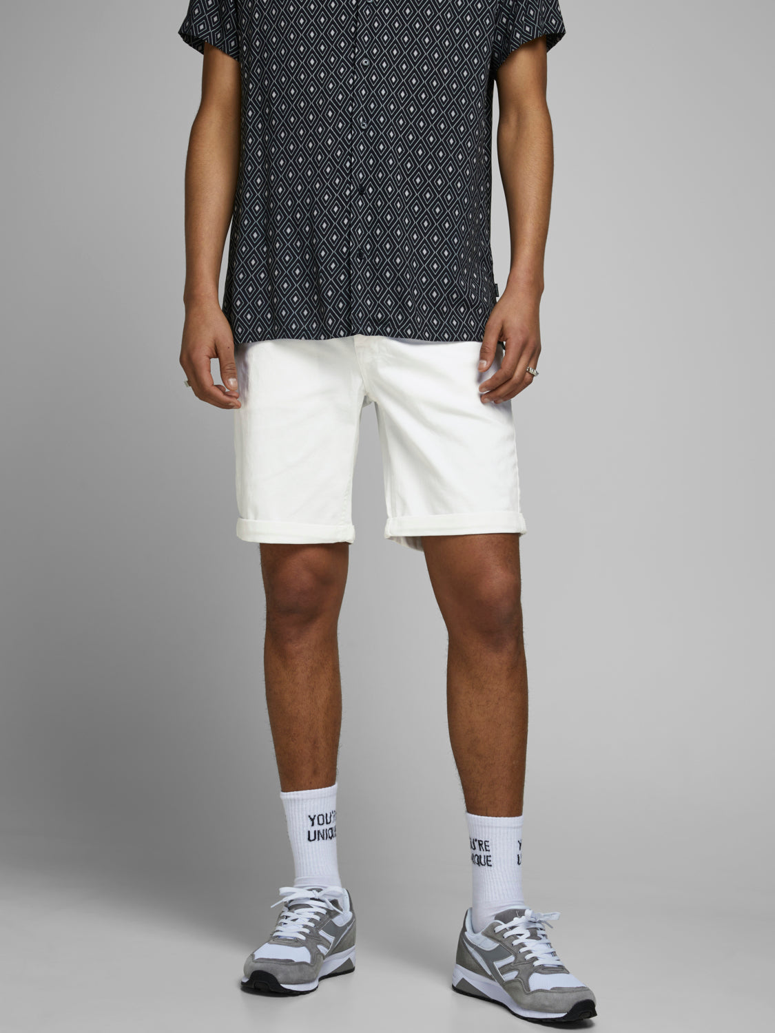 JJIRICK Shorts - White
