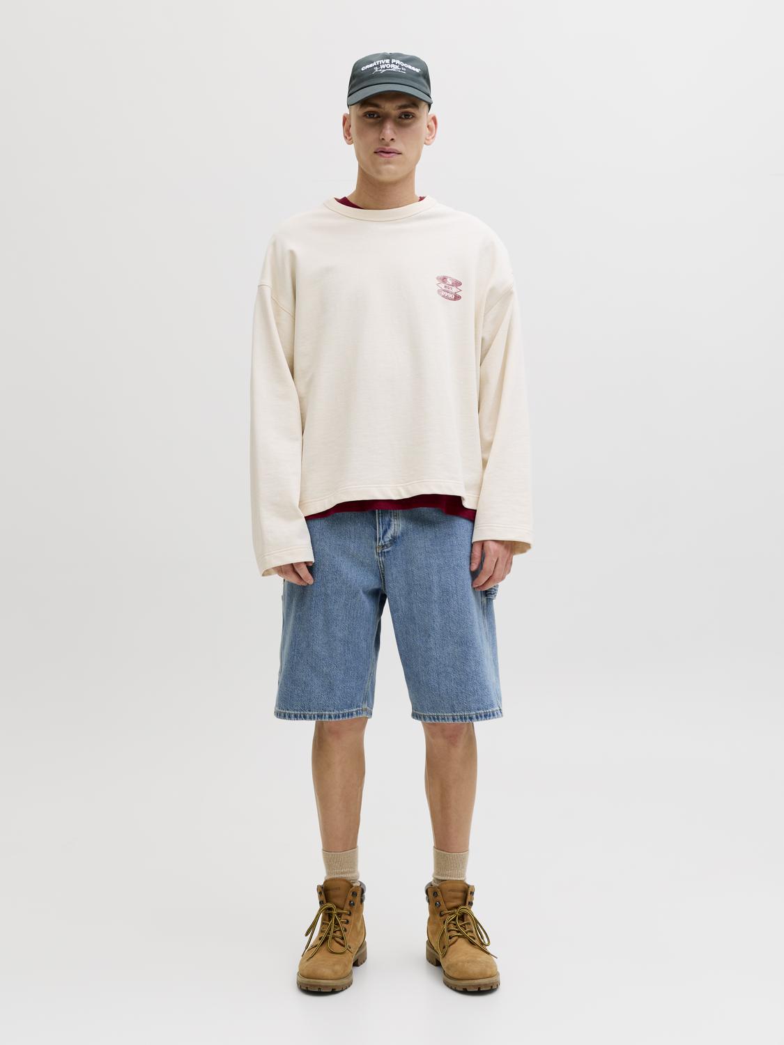 model_shot-front_full