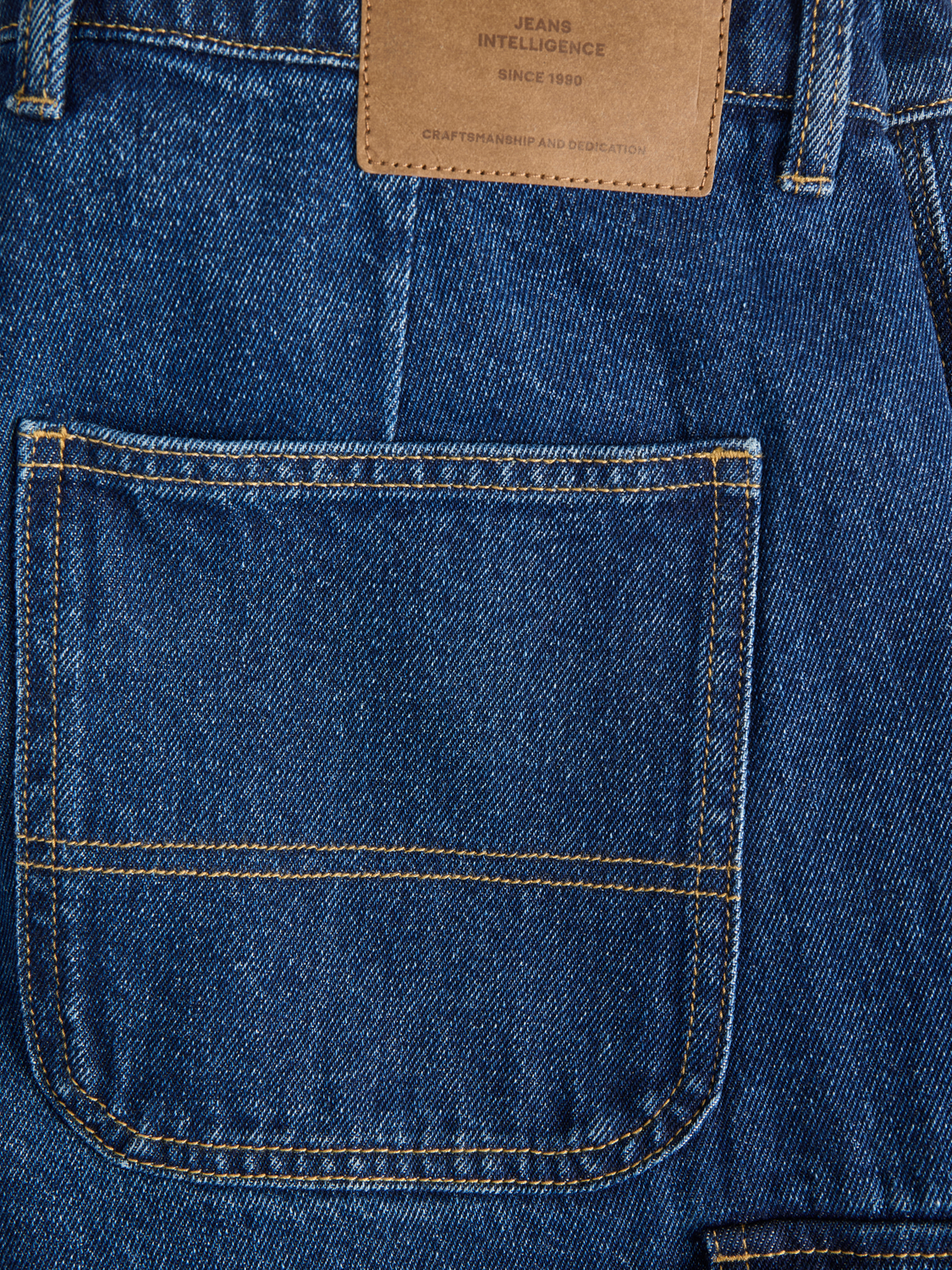 model_shot-detail