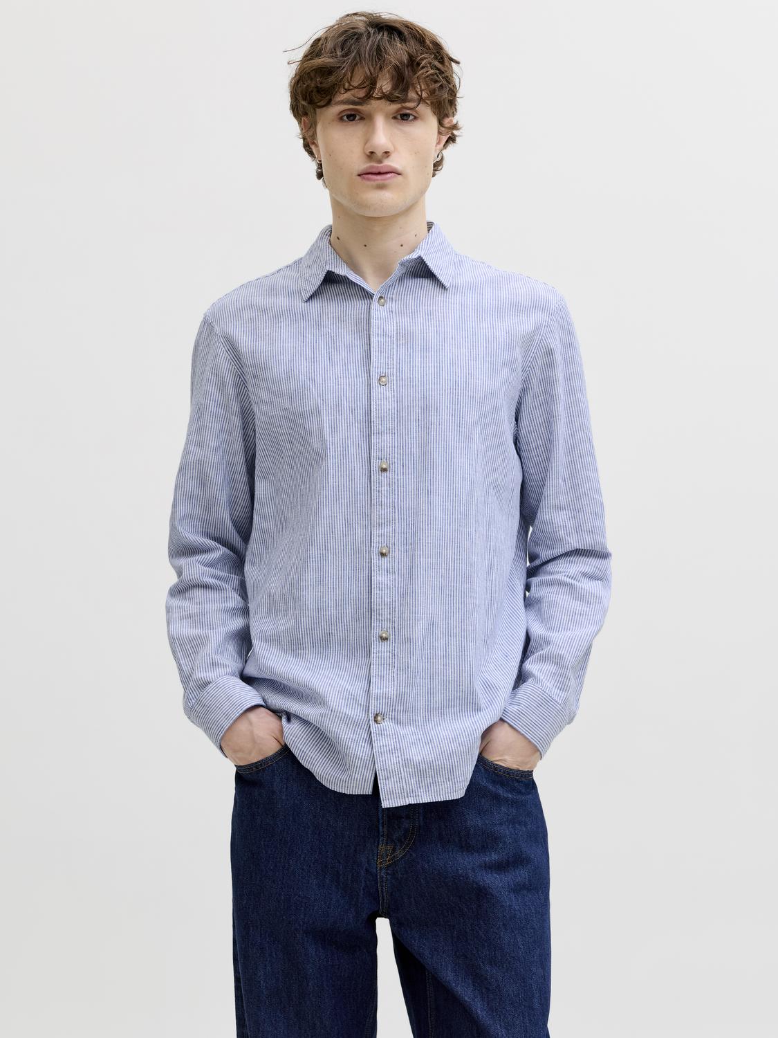 model_shot-front