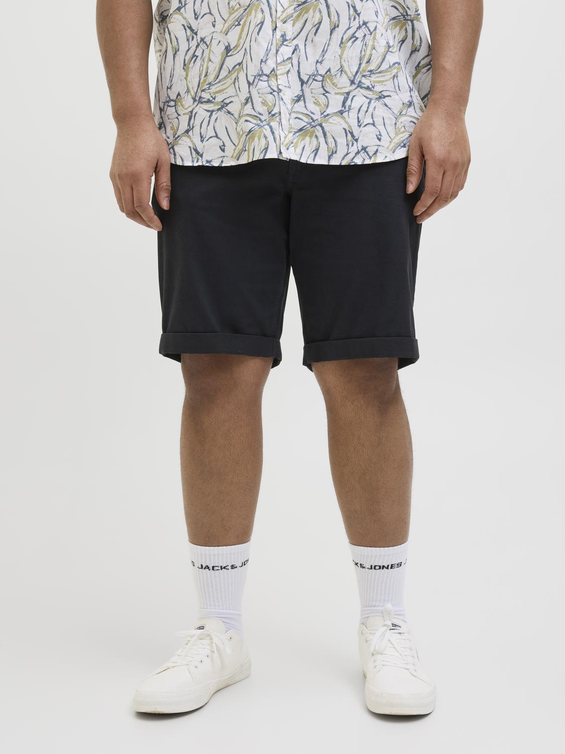 model_shot-front