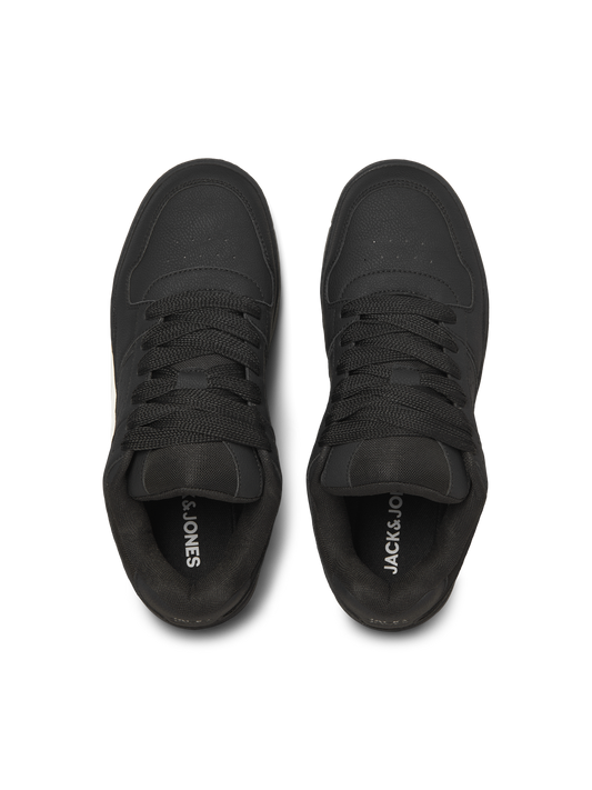 model_shot-front_full