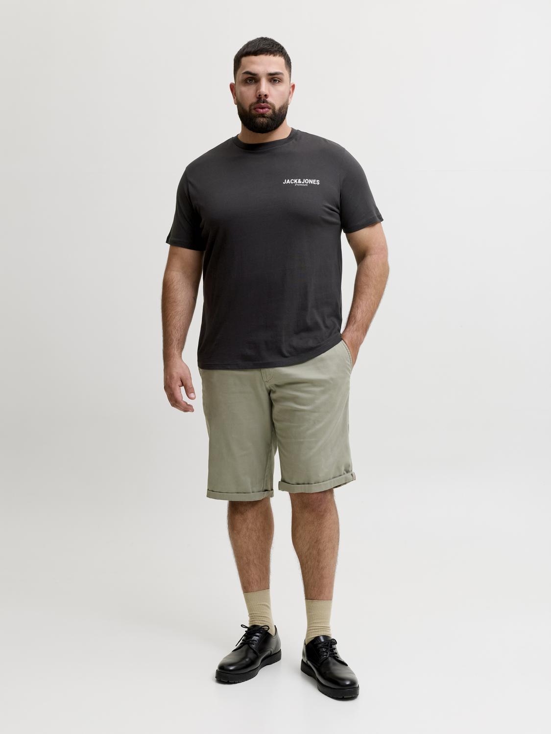 model_shot-front_full