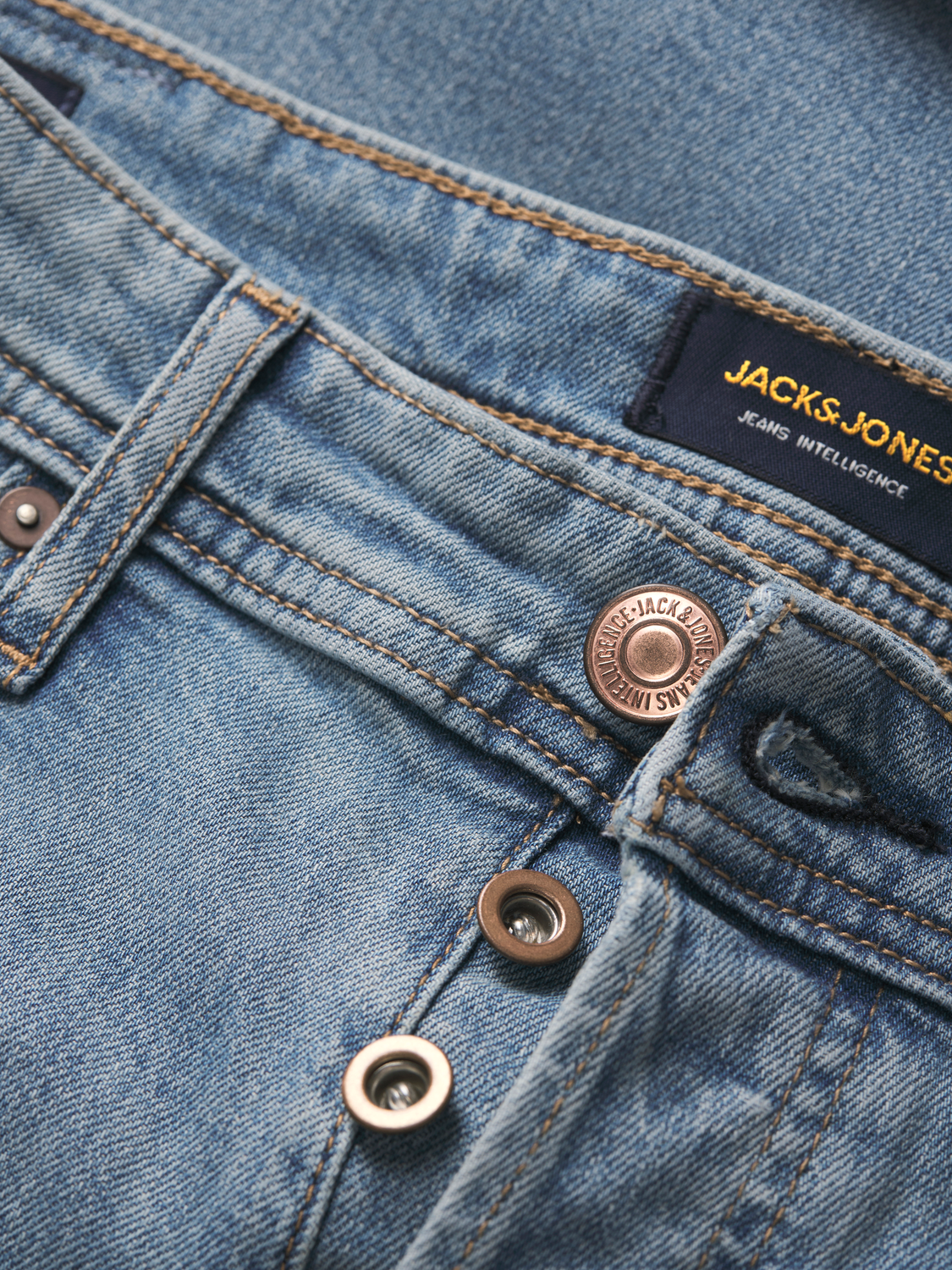 model_shot-detail