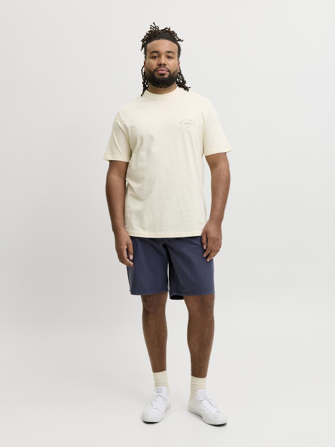 model_shot-front_full