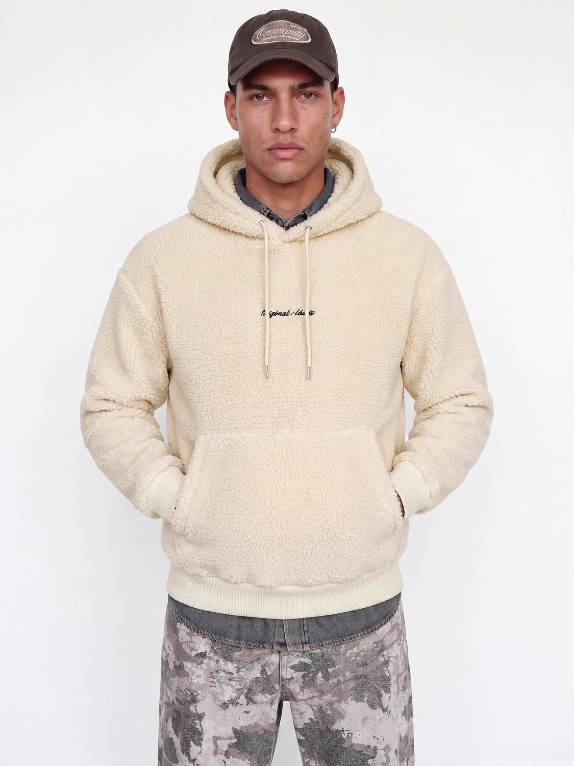 model_shot-front