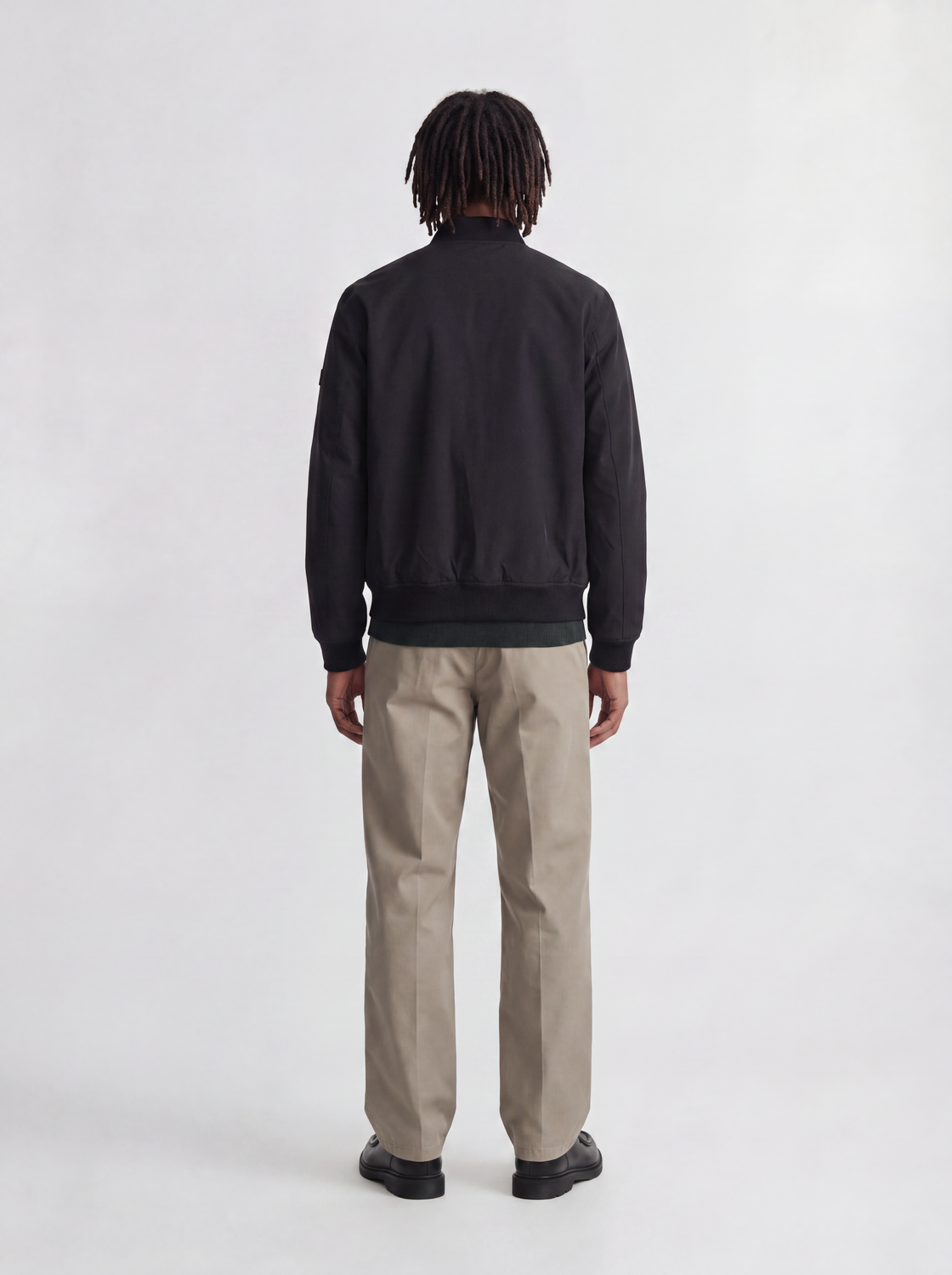 model_shot-back