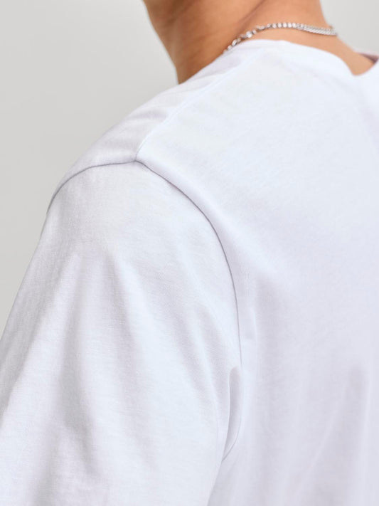 model_shot-detail