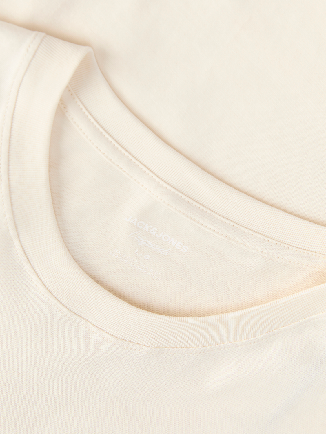 model_shot-detail