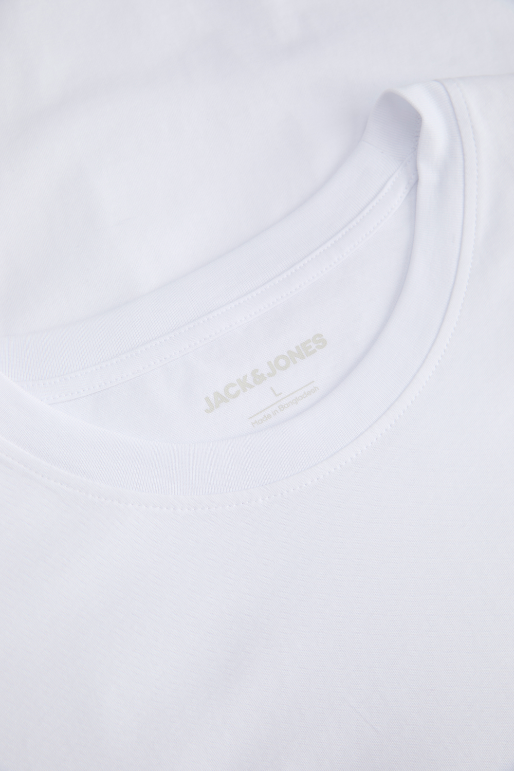 model_shot-detail